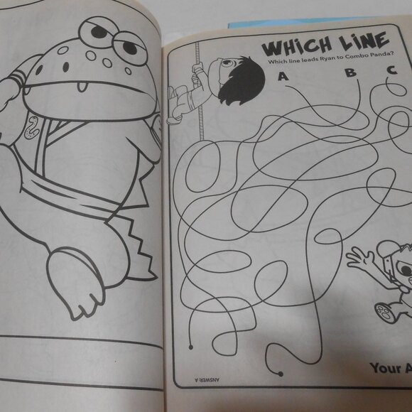 3 KIDS JUMBO COLOR ACTIVITY BOOKS STOCKING STUFFERS MARVEL AVENGERS RYANS WORLD - Picture 6 of 9